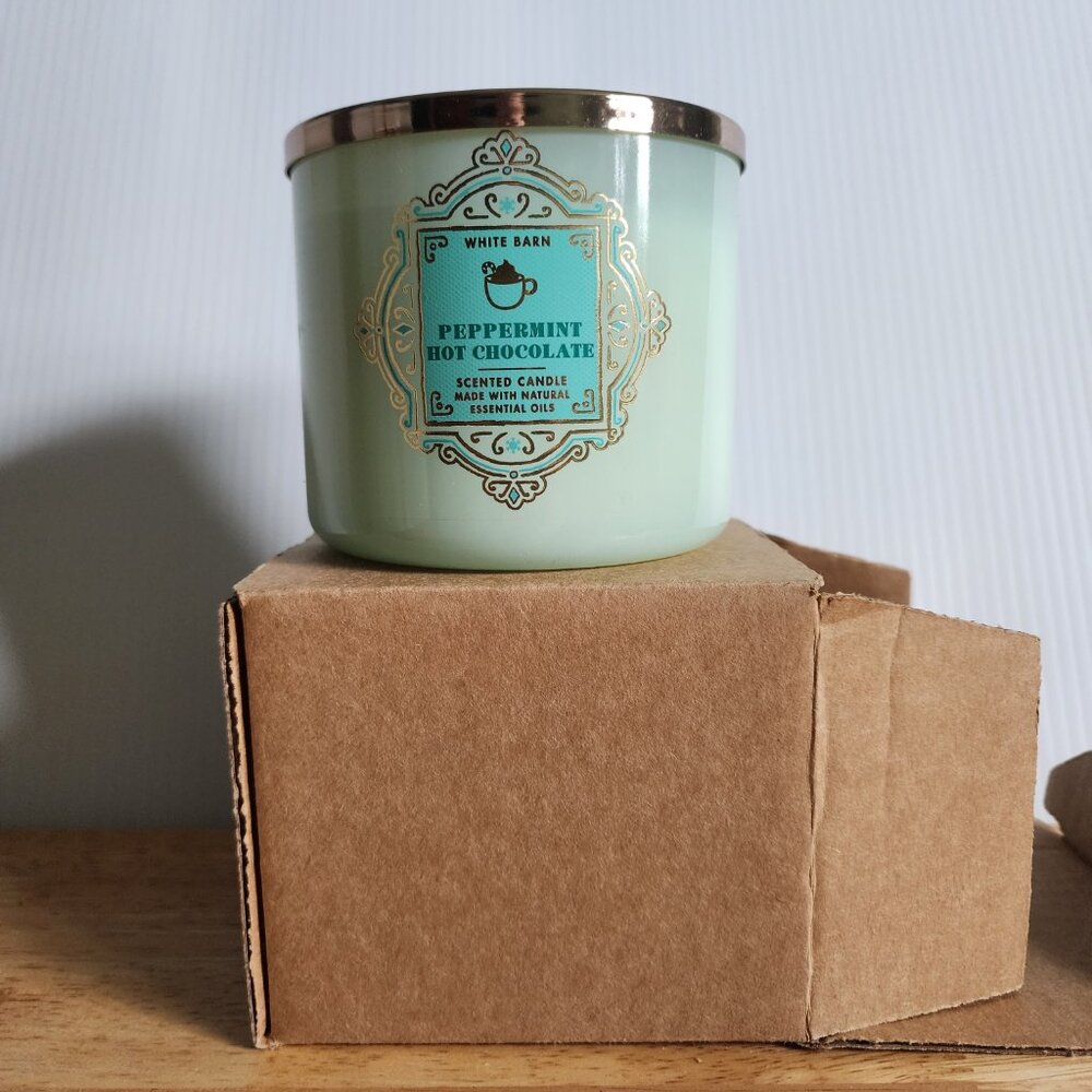 ☕ NWT Bath and Body Works, 3-Wick Candle , Peppermint Hot Chocolate ☕
